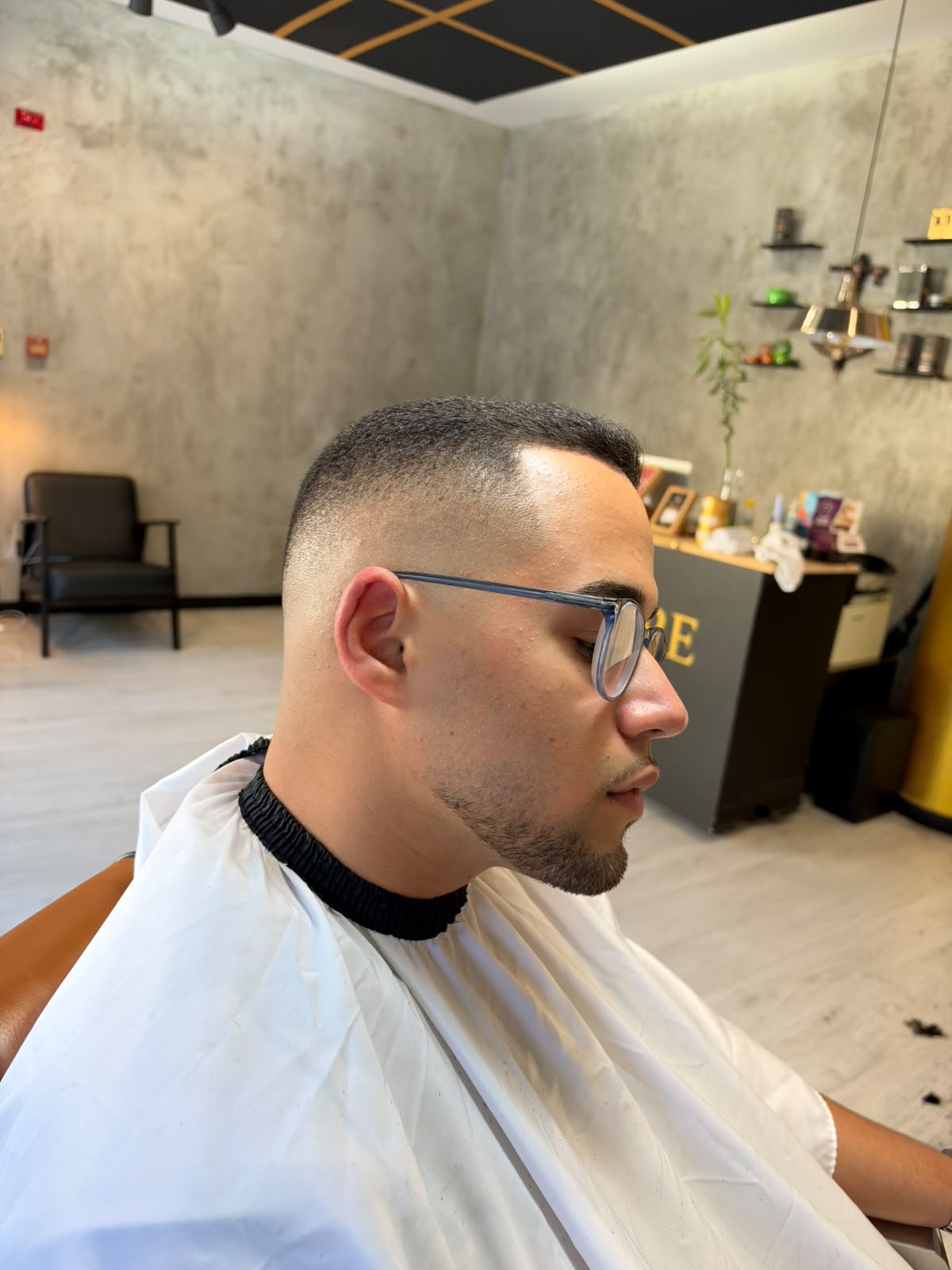 Corte Empire Man