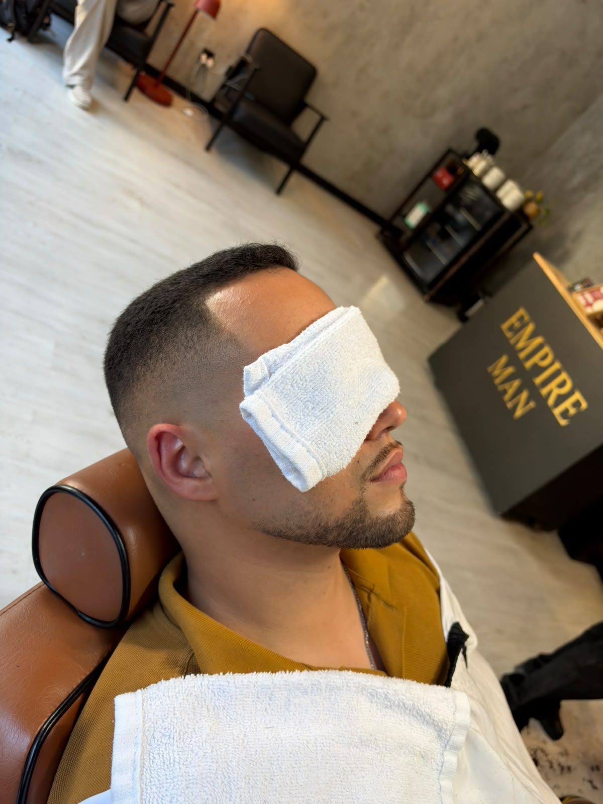 Corte Empire Man