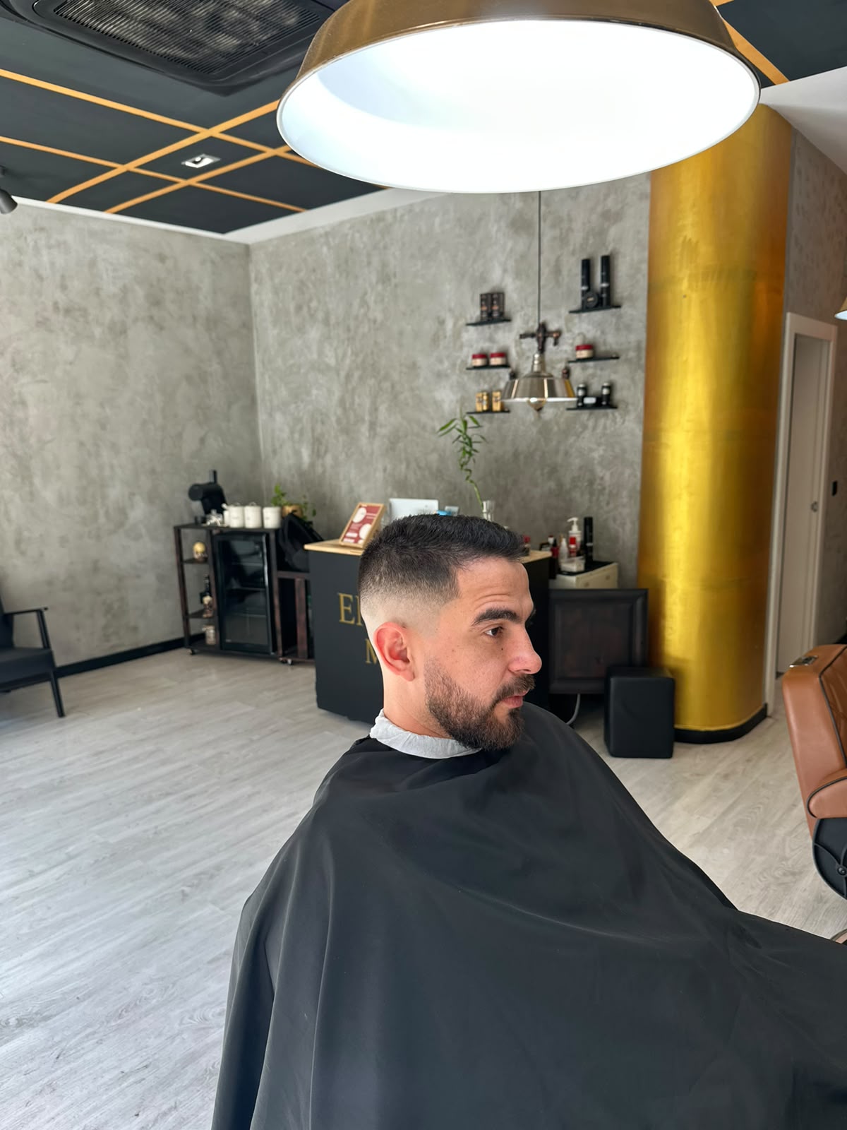 Corte Empire Man
